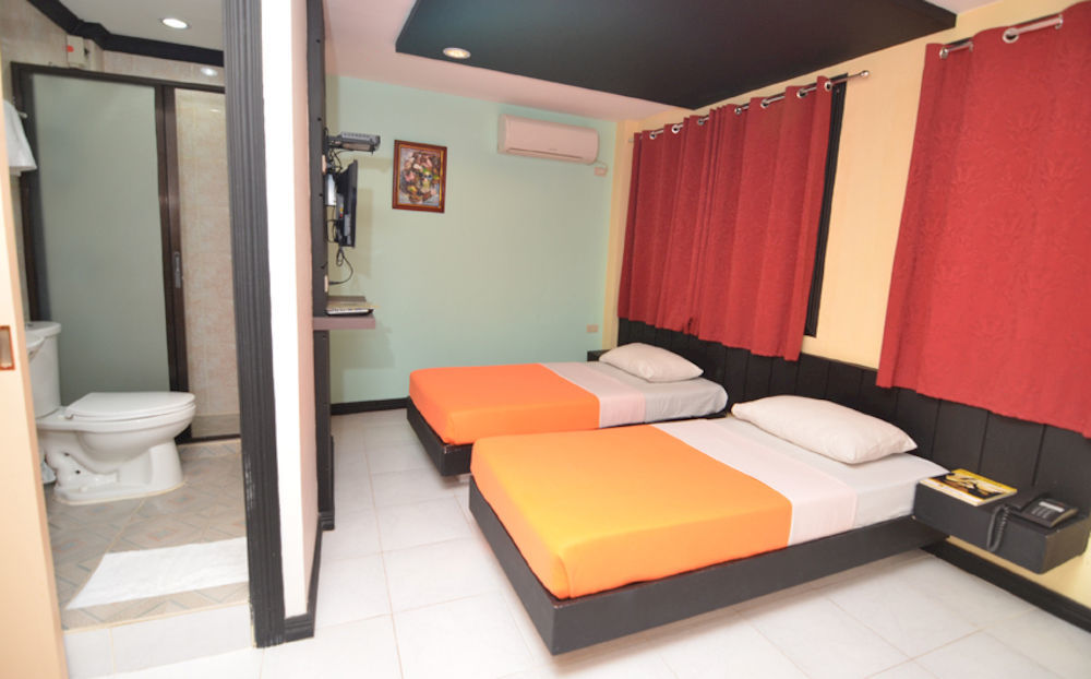 Davao Royal Suites And Residences Bagian luar foto