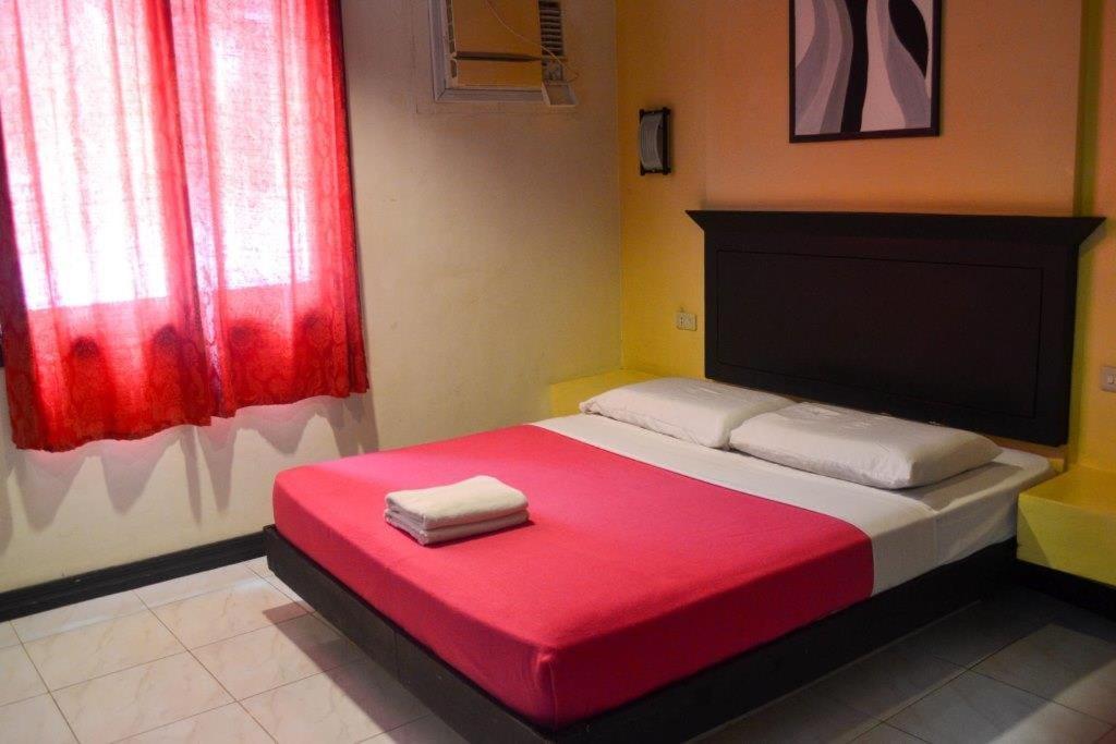 Davao Royal Suites And Residences Bagian luar foto