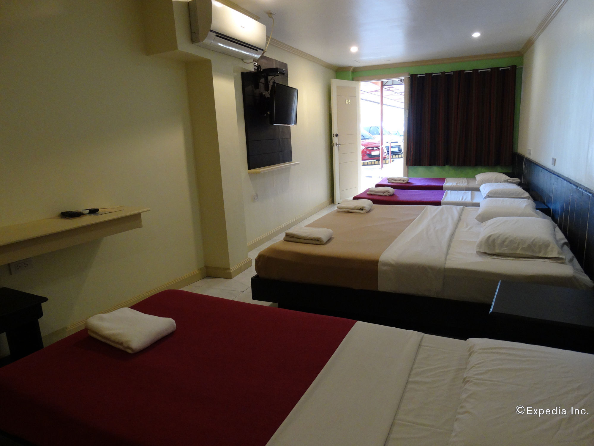 Davao Royal Suites And Residences Bagian luar foto