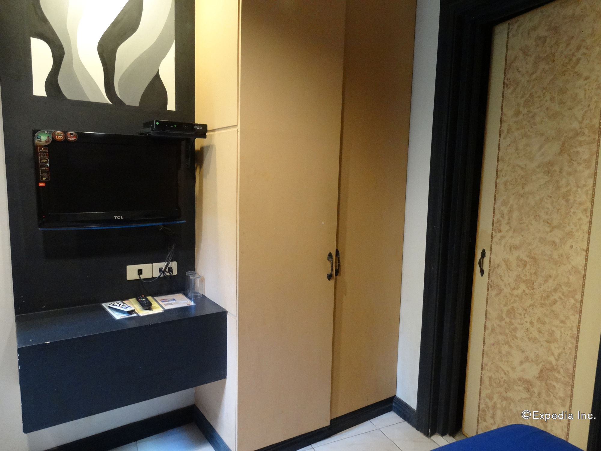 Davao Royal Suites And Residences Bagian luar foto