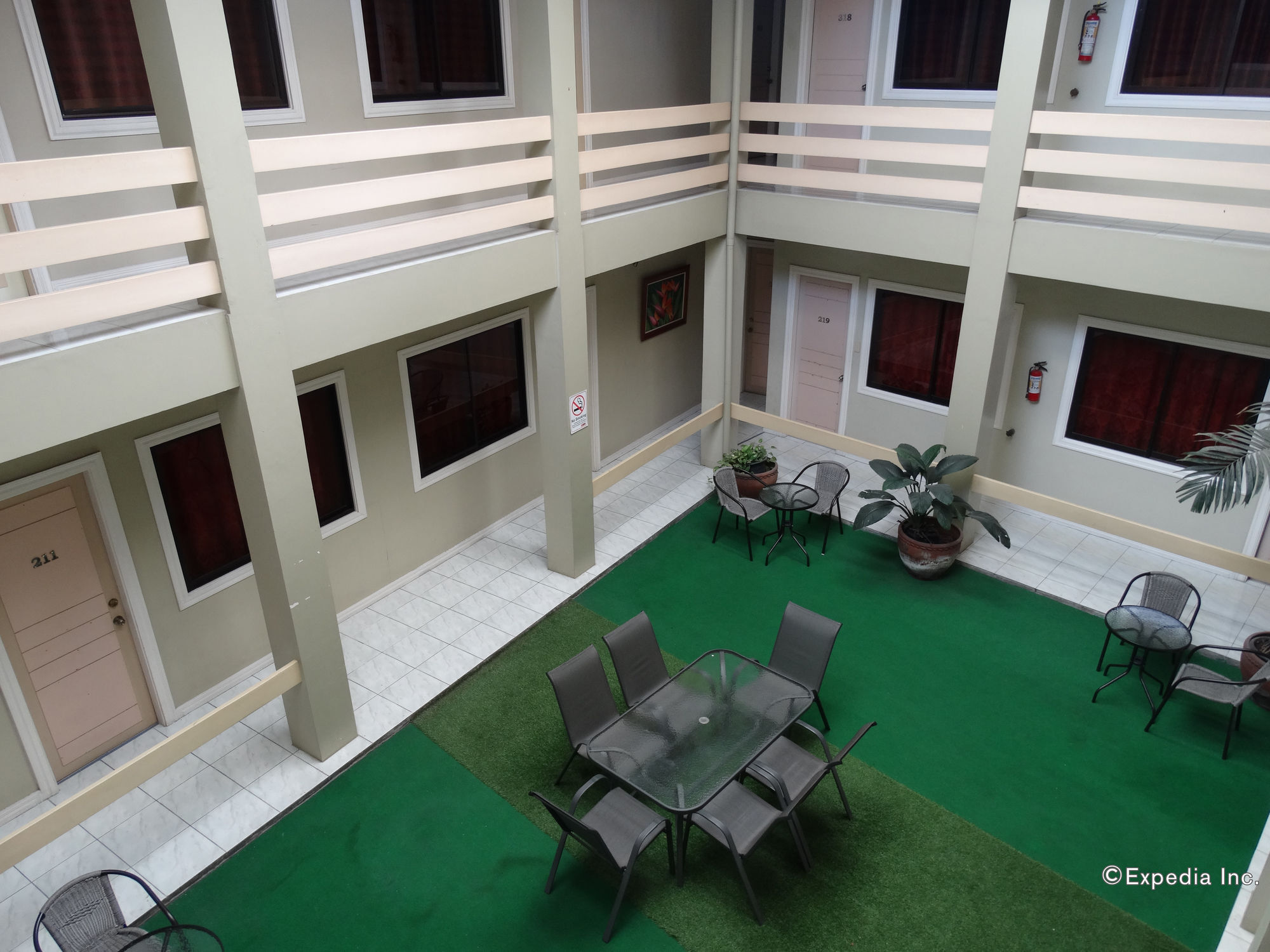 Davao Royal Suites And Residences Bagian luar foto